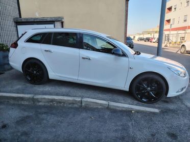 OPEL Insignia 2.0 Turbo Sports Tourer BENZINA - MANUALE