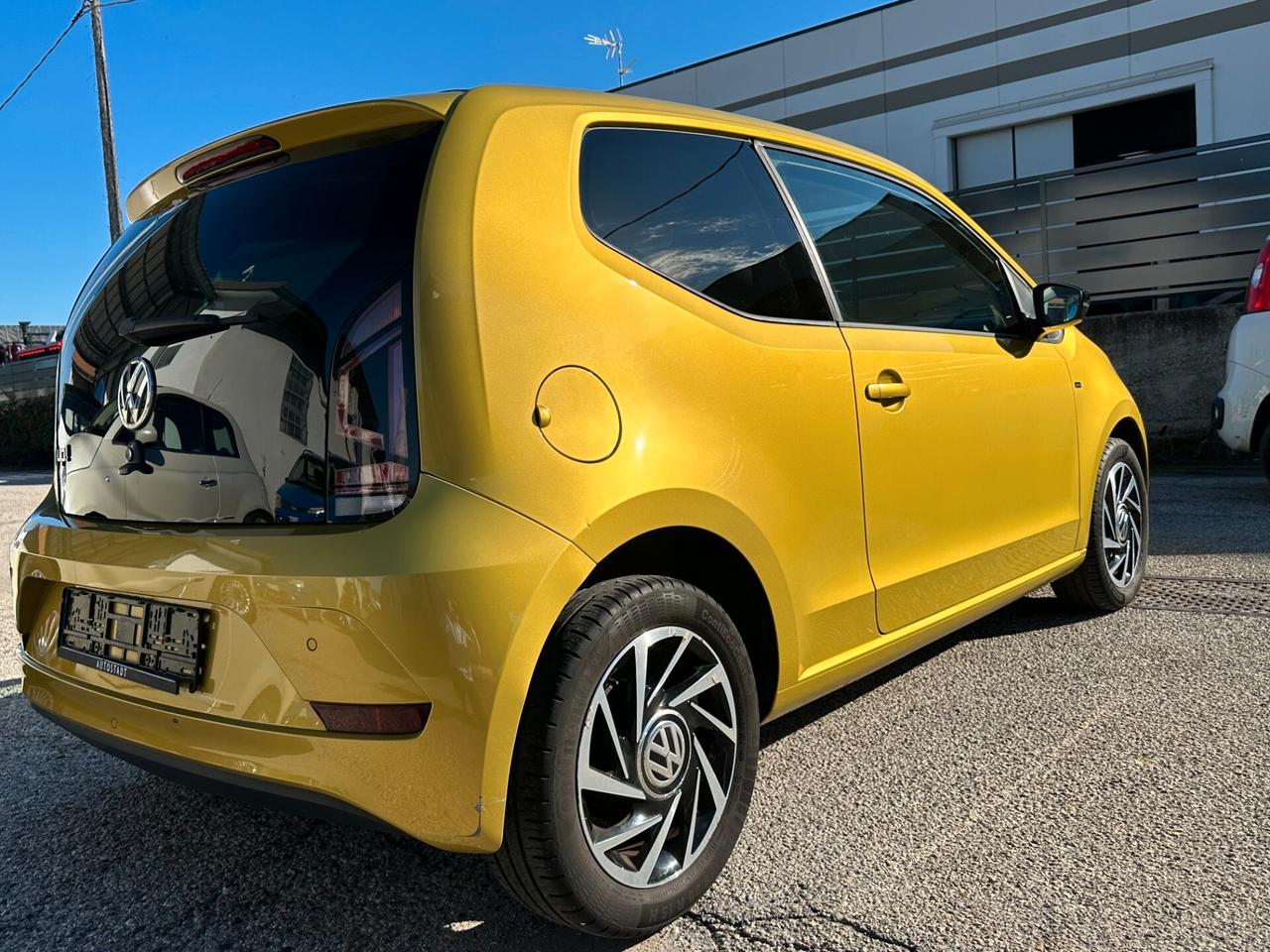 Volkswagen up! 1.0 3p. move