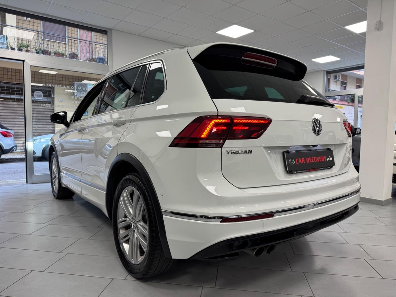 Volkswagen Tiguan 2.0 TDI DSG 4MOTION RLINE