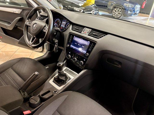 SKODA Octavia 1.6 TDI SCR 115 CV SW UNIPRO - CARPLAY - NEOPATENT