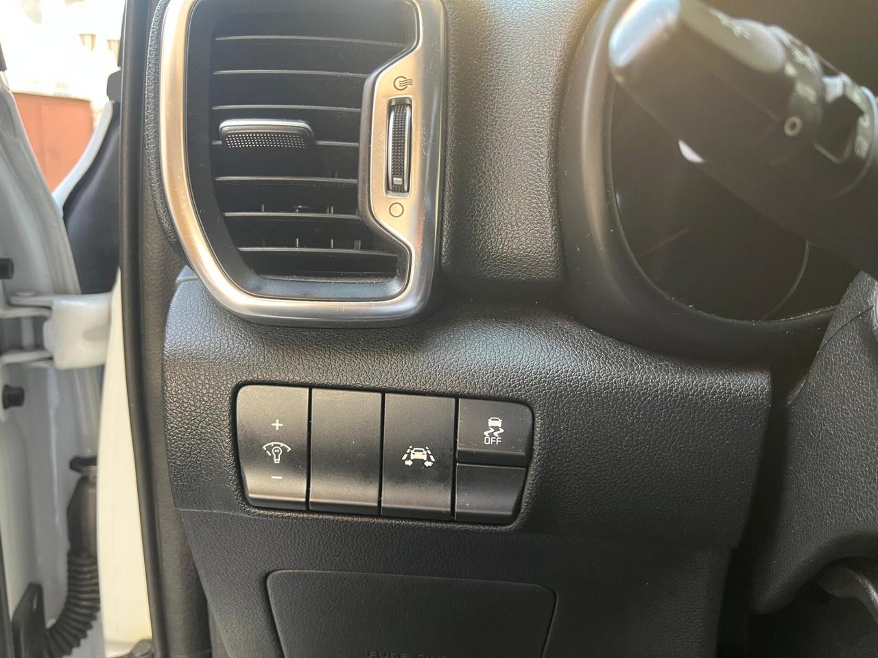 Kia Sportage 1.7 CRDI 2WD Class *Tetto Panoramico*