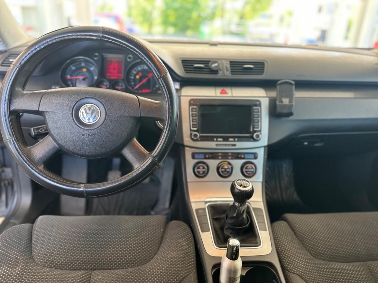 Volkswagen Passat 2.0 TDI DPF Var. Highline