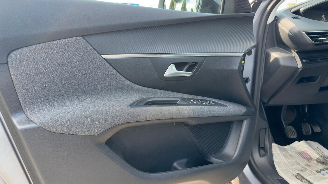 Peugeot 3008 BlueHDi 130 S&S Allure