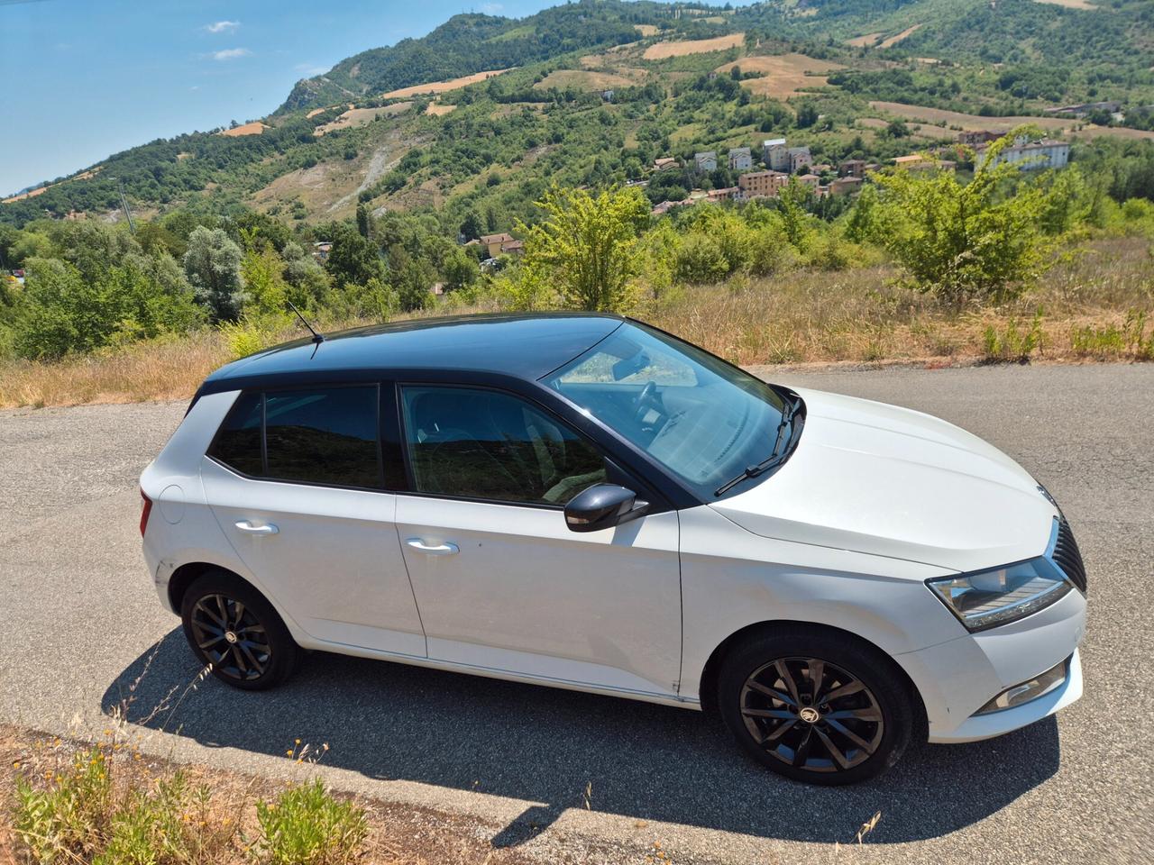 Skoda Fabia 1.0 TSI Twin Color Nero