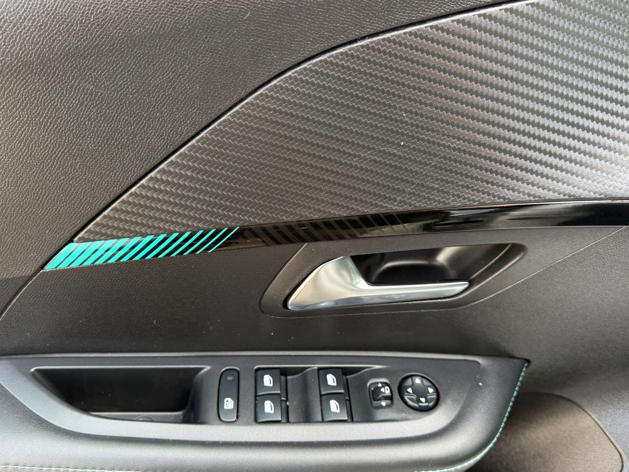 Peugeot 208 2023 PureTech 100 Stop&Start Allure AUTOMATICA