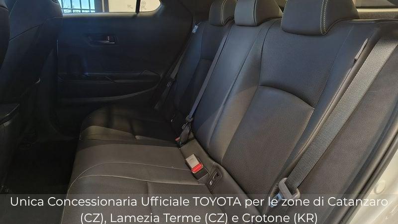 Toyota C-HR 2.0 hv Lounge fwd e-cvt