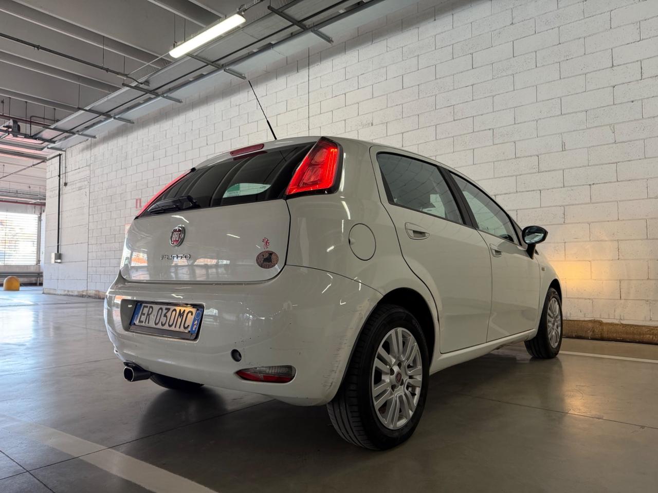 Fiat Punto 1.3 MJT II 75 CV 5 porte Lounge