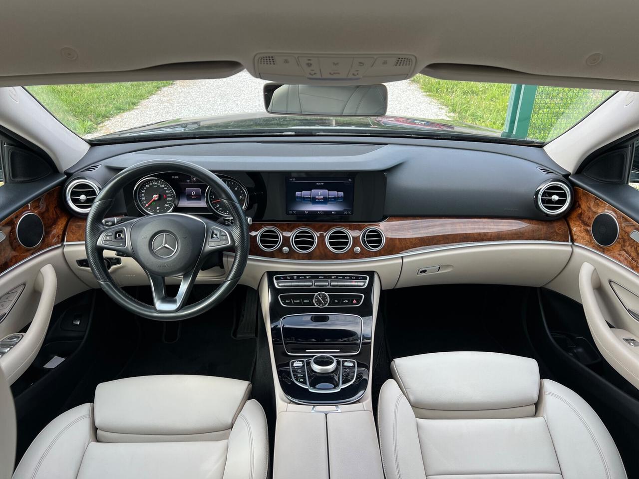 Mercedes-benz E Premium Plus “ 88 Mila Km CERTIFICATI “