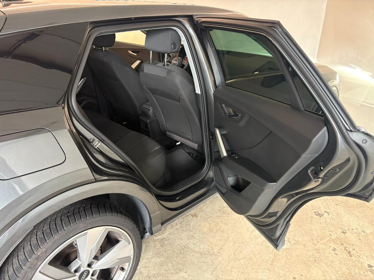Audi Q2 35 1.5 tfsi S line edition s-tronic