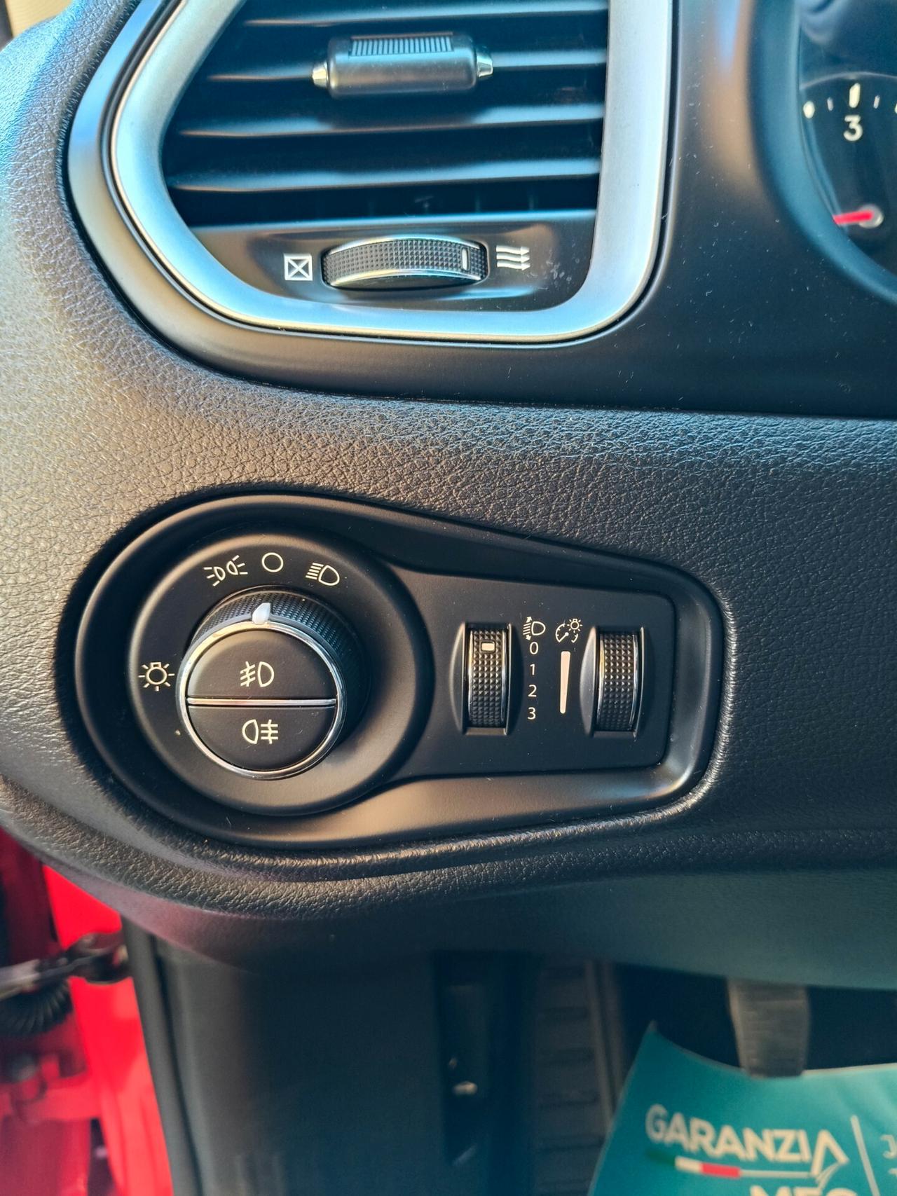 Jeep Renegade 1.6 Mjt 120 CV Longitude