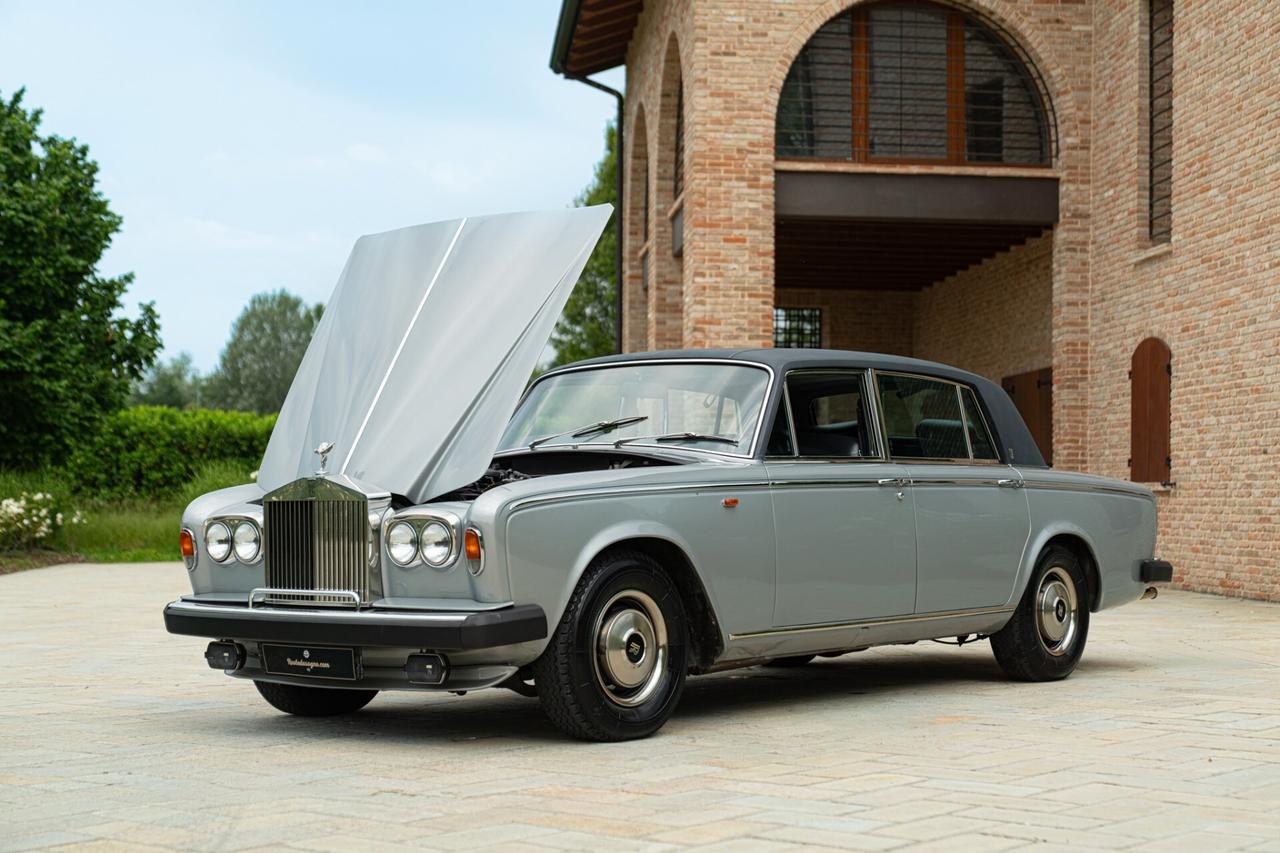 Rolls Royce Silver Wraith - ROL00023