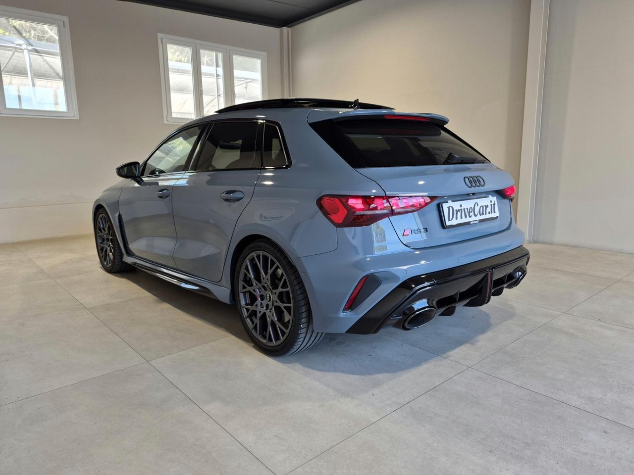 AUDI RS3 SPORTBACK TETTO APRIBILE TORQUE SPLITTER MARMITTE SPORT CARBONIO MATRIX SEDILI ELETTRICI CON MEMORIE HEAD UP DISPLAY