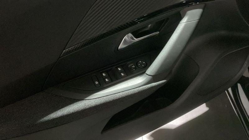 Peugeot 2008 2008 PureTech 100 S&S Style