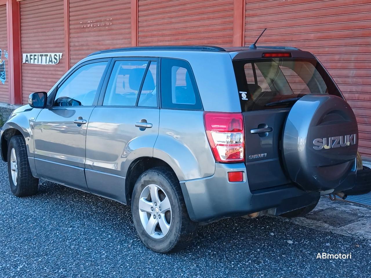Suzuki Grand Vitara 1.9 DDiS 5 porte