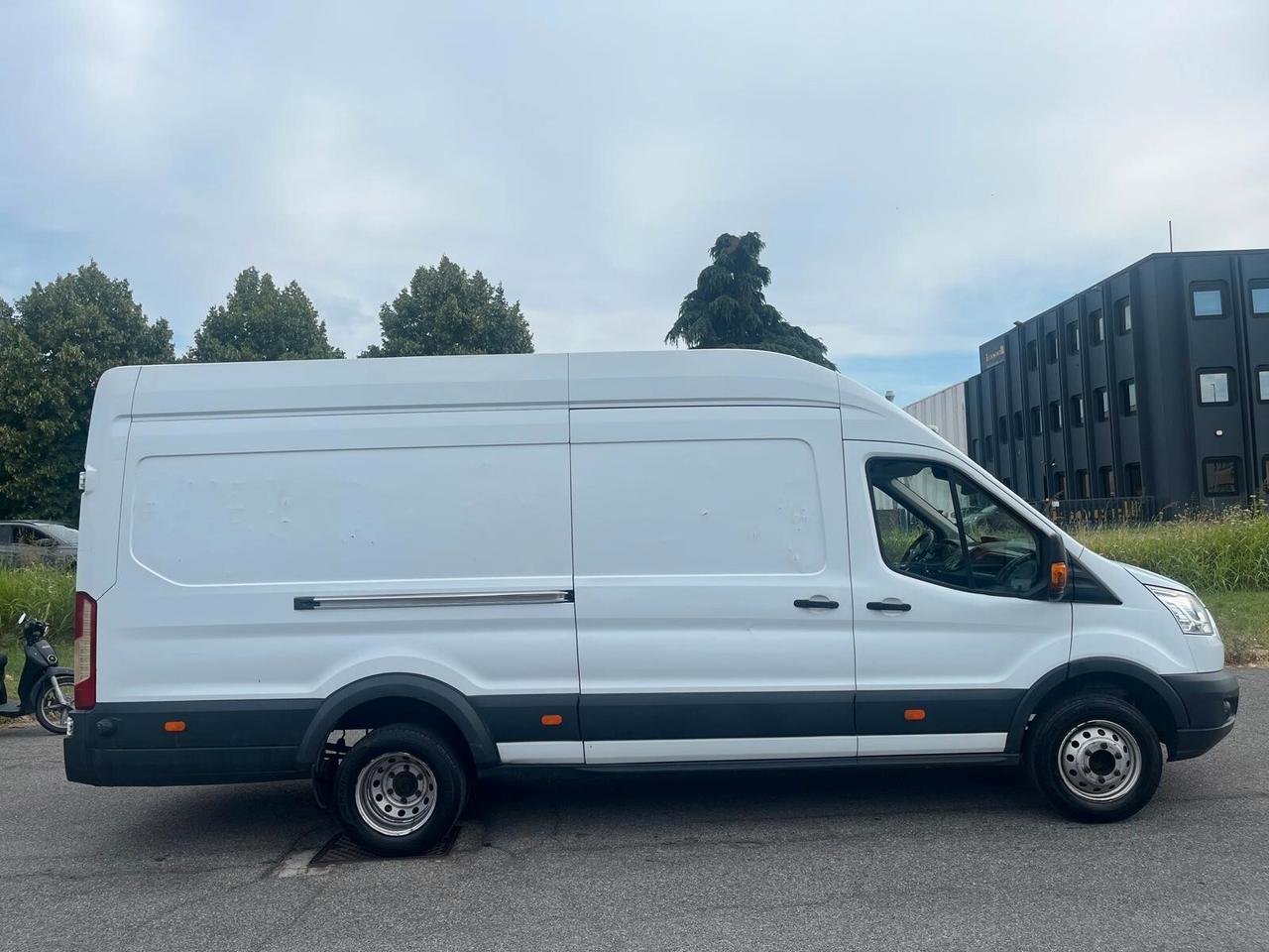 Ford Transit 2.2TDCi L3H2 **+iva**