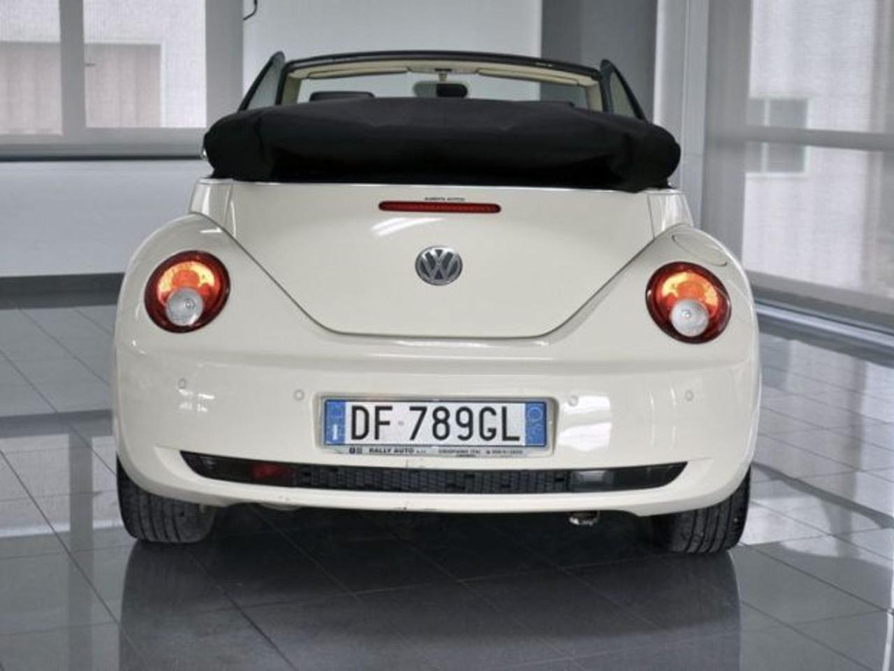 Volkswagen Maggiolino Cabrio 1.9 Tdi Higline