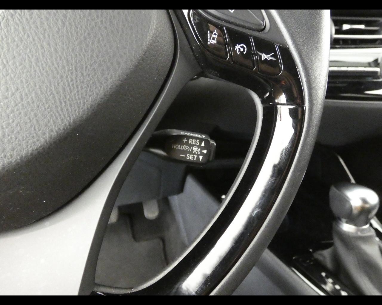 TOYOTA C-HR (2016-2023) - C-HR 1.8 Hybrid E-CVT Lounge