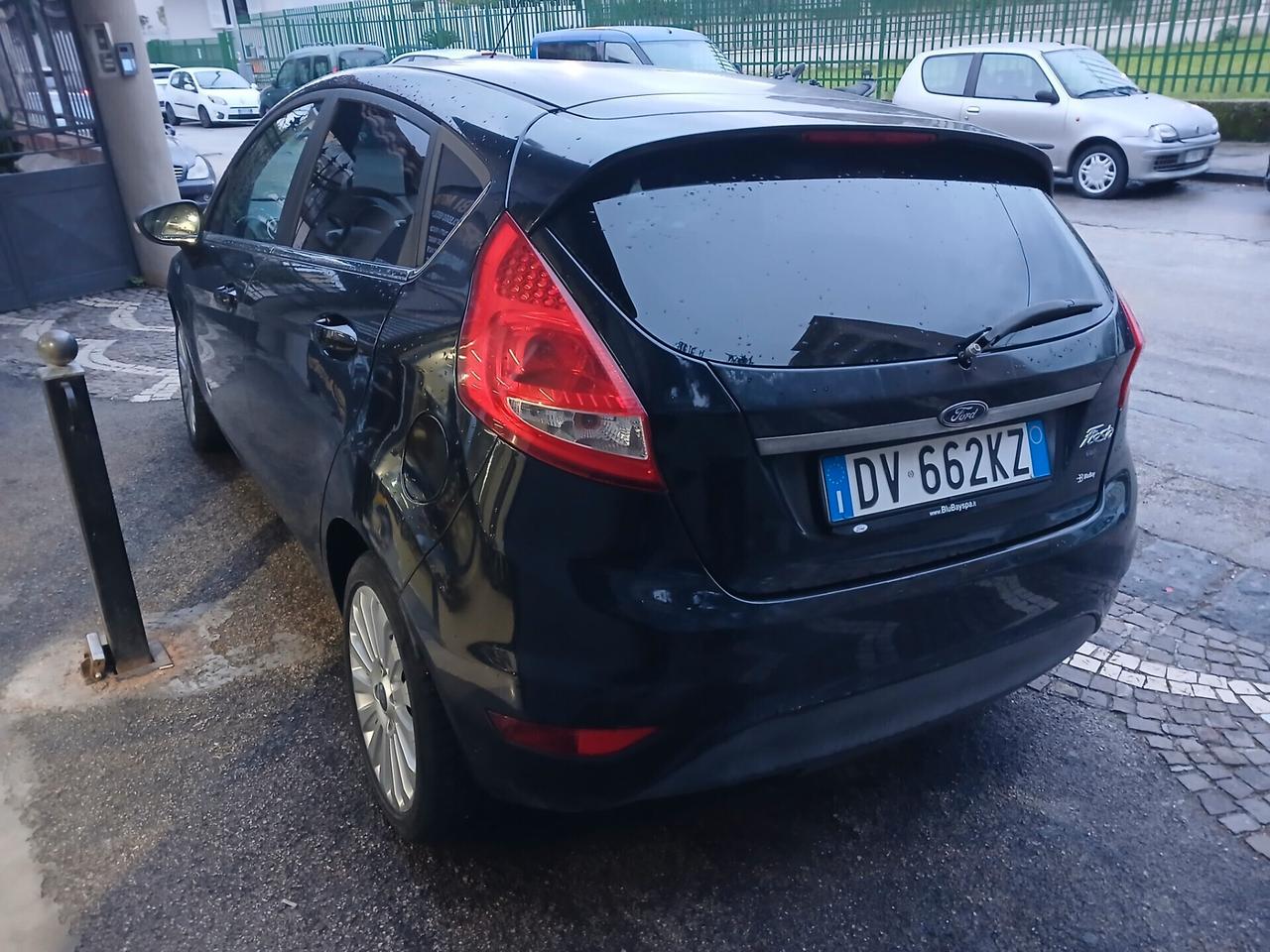 Ford Fiesta 1.2 5 porte Titanium