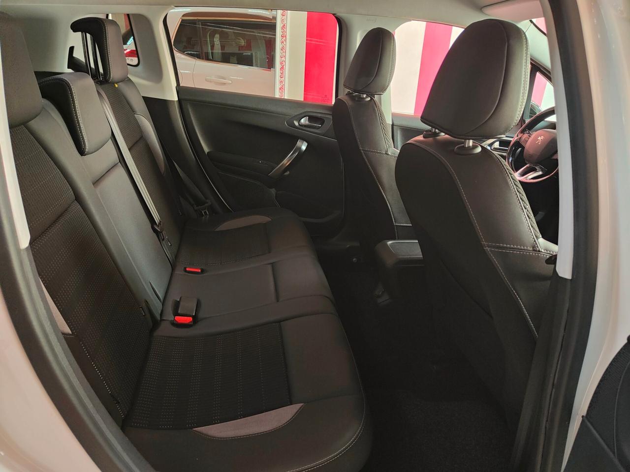 Peugeot 2008 BlueHDi 100 S&S Active