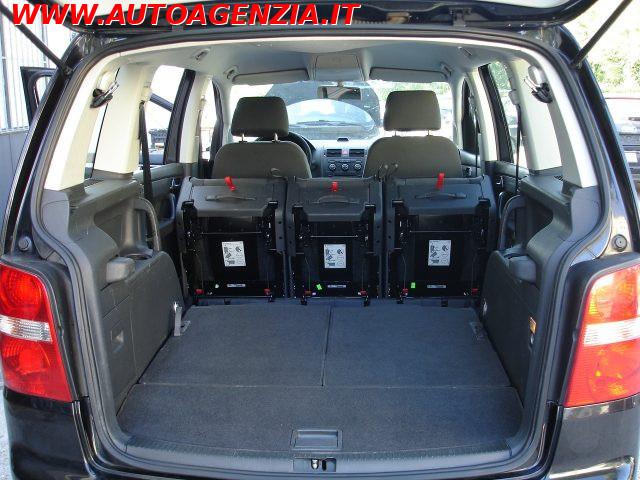 VOLKSWAGEN Touran 1.9 TDI 105CV 7 POSTI