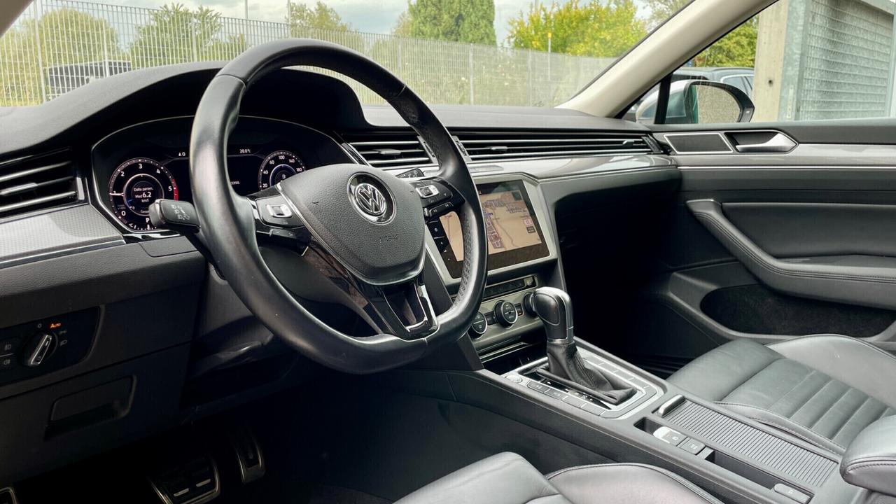 VOLKSWAGEN PASSAT VARIANT 2.0 ALLTRACK 4 MOTION DSG EXECUTIVE BMT 190CV - TETTO, PELLE, VIRTUAL COCKPIT