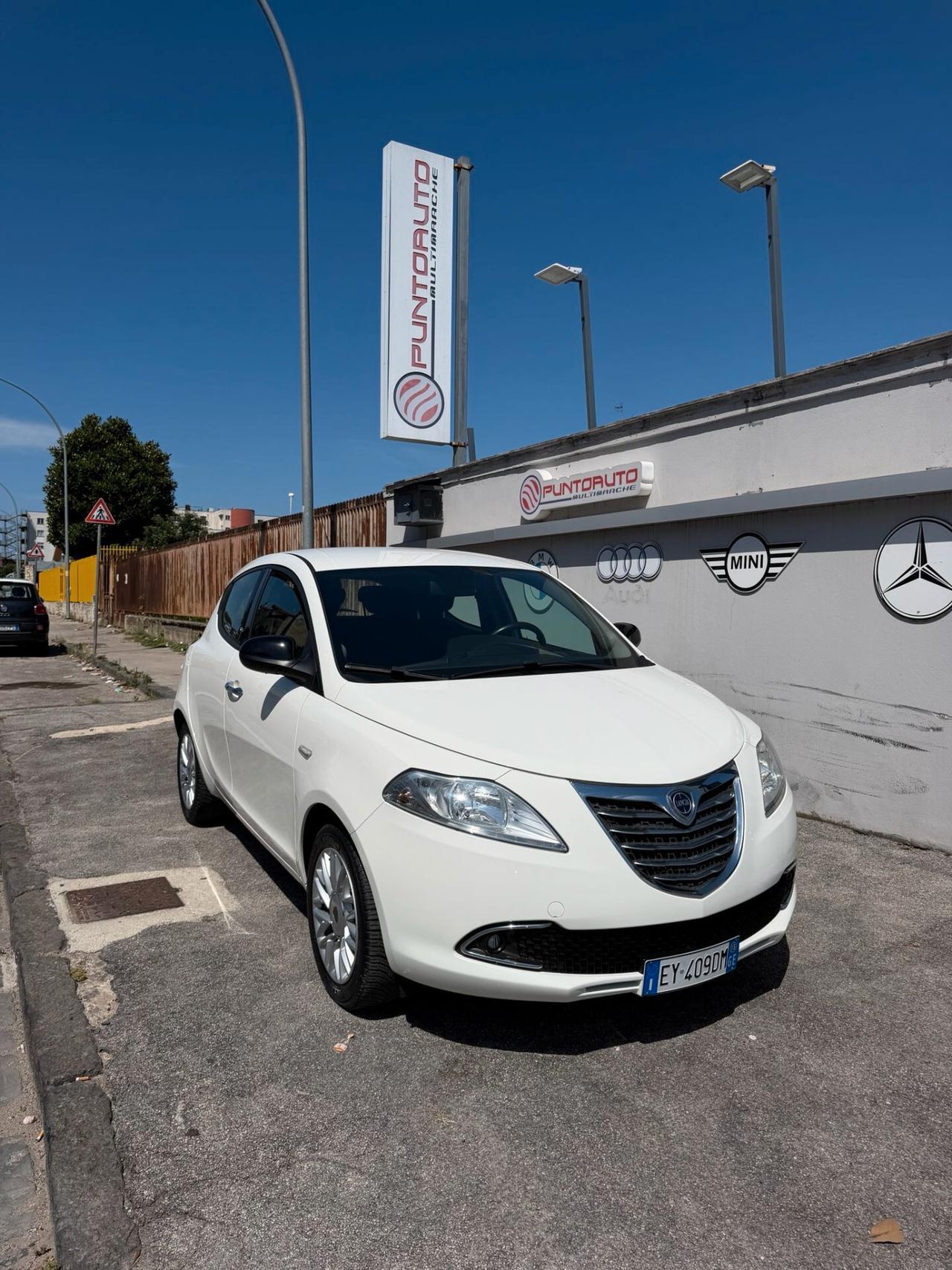 Lancia Ypsilon 1.3 MJT 16V 95 CV 5 porte S&S Gold
