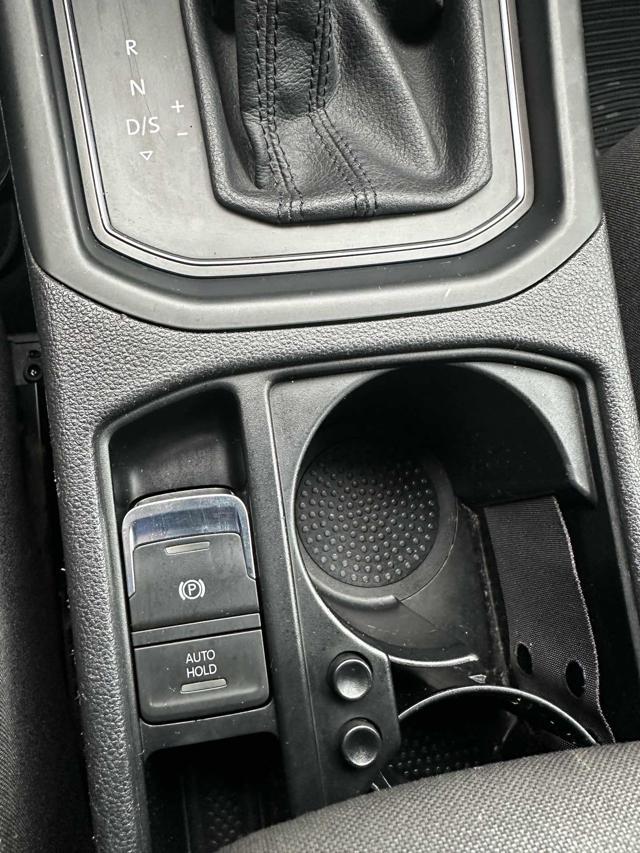 VOLKSWAGEN Touran 1.6 TDI 115 CV SCR DSG 7 POSTI Highline BlueMotion