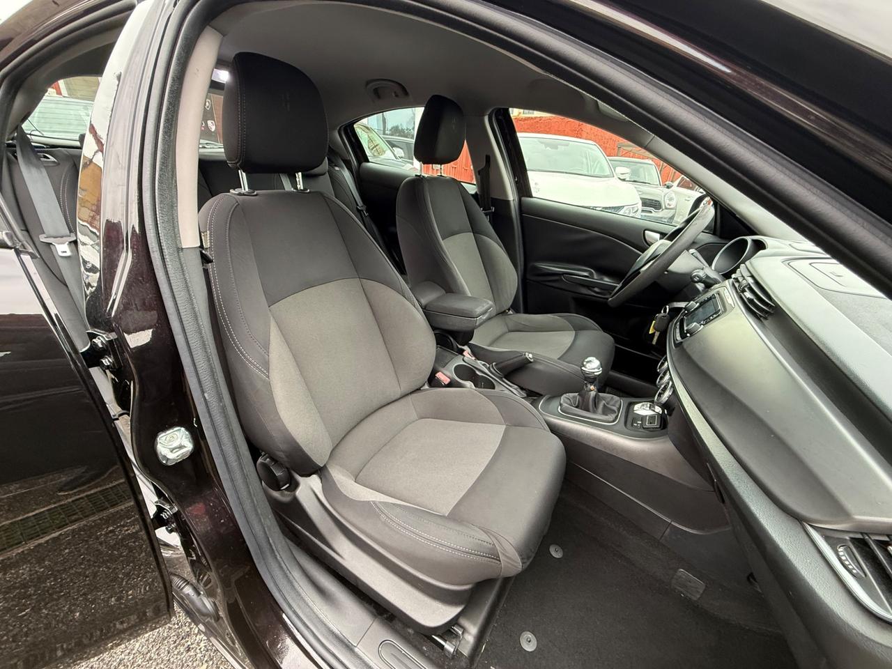 Giulietta 1.6 JTDm -120cv-unipro-rate-E6