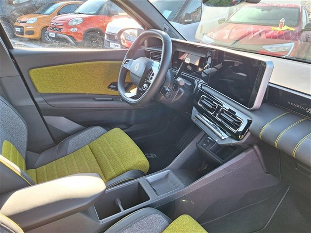 Renault Renault 5 comfort range Iconic Cinq