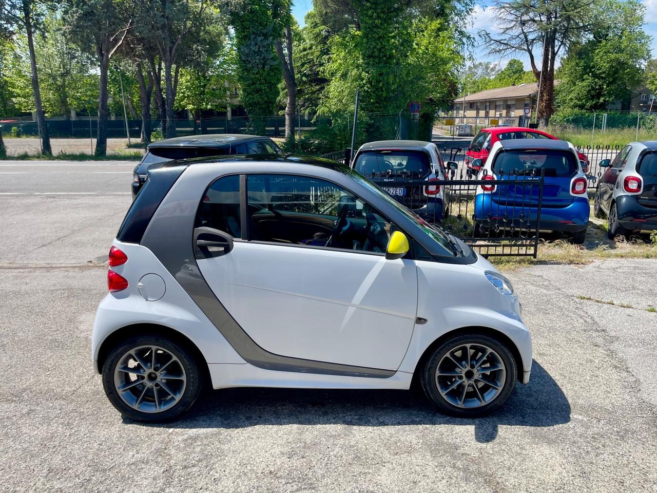 Smart ForTwo 1000 52 kW MHD coupé Urbanrunner