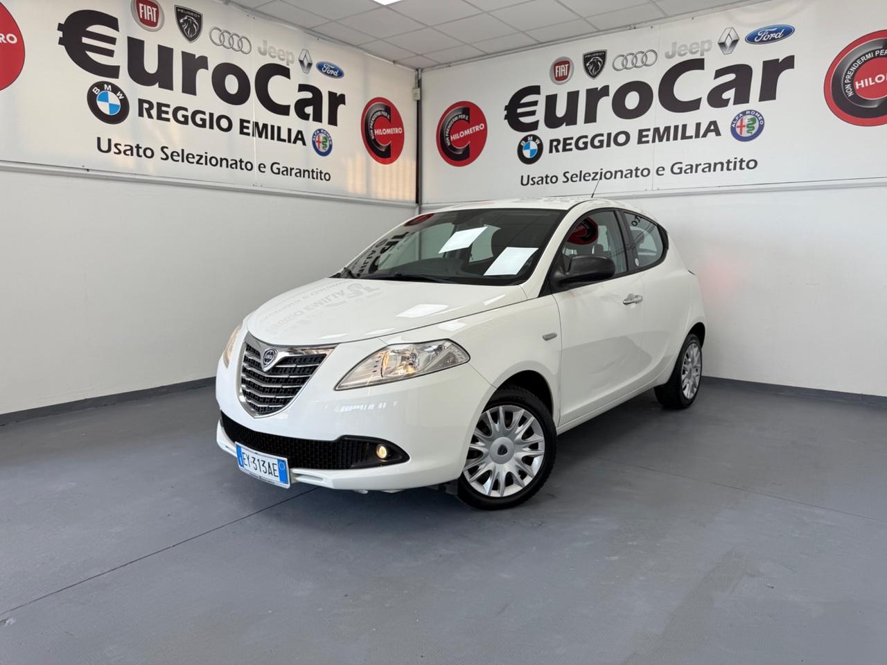 Lancia Ypsilon 1.2 69 CV GPL Gold 02/2015 NEOPATENTATI