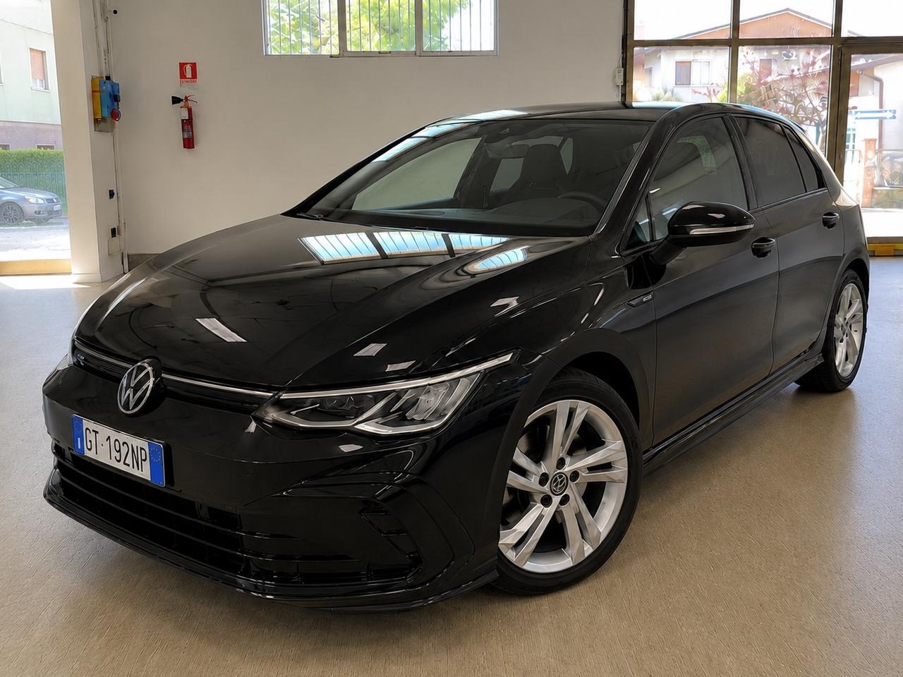 Volkswagen Golf 2.0 TDI 150 CV DSG SCR R-Line