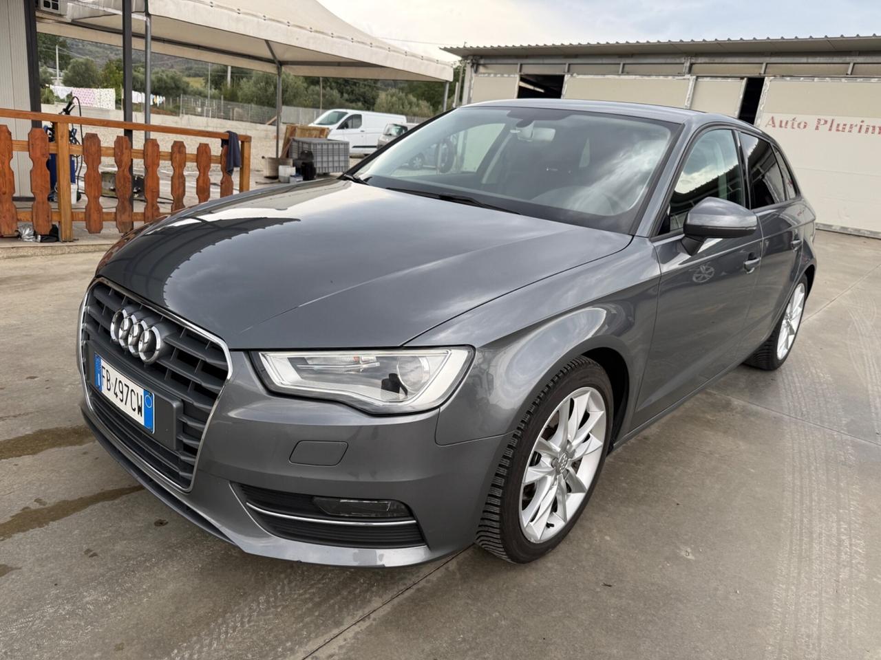 Audi A3 2.0 TDI 150 CV S tronic Attraction