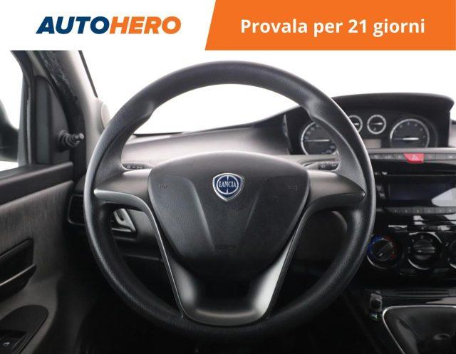 LANCIA Ypsilon 1.2 69 CV 5 porte Silver