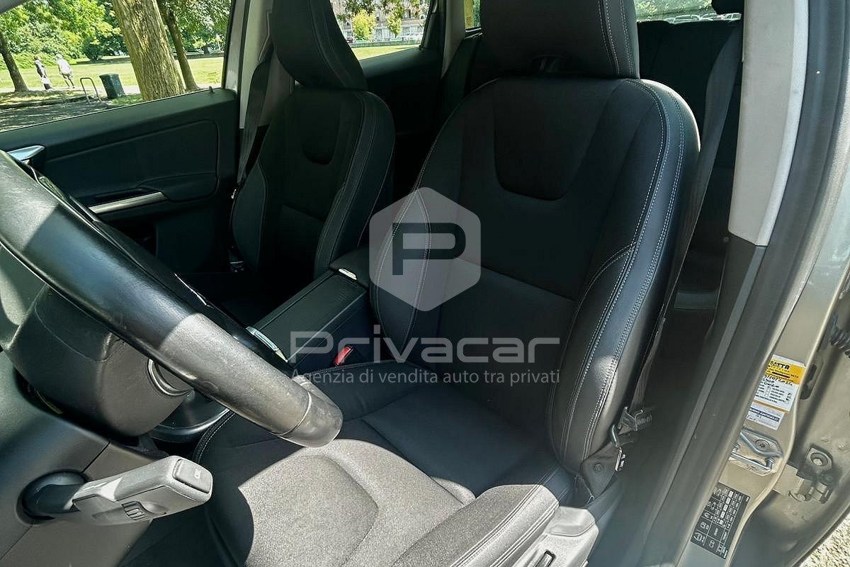 VOLVO XC60 D4 Geartronic Kinetic