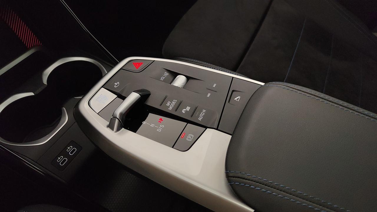 BMW X1 U11 - X1 xdrive 25e MSport Pro auto