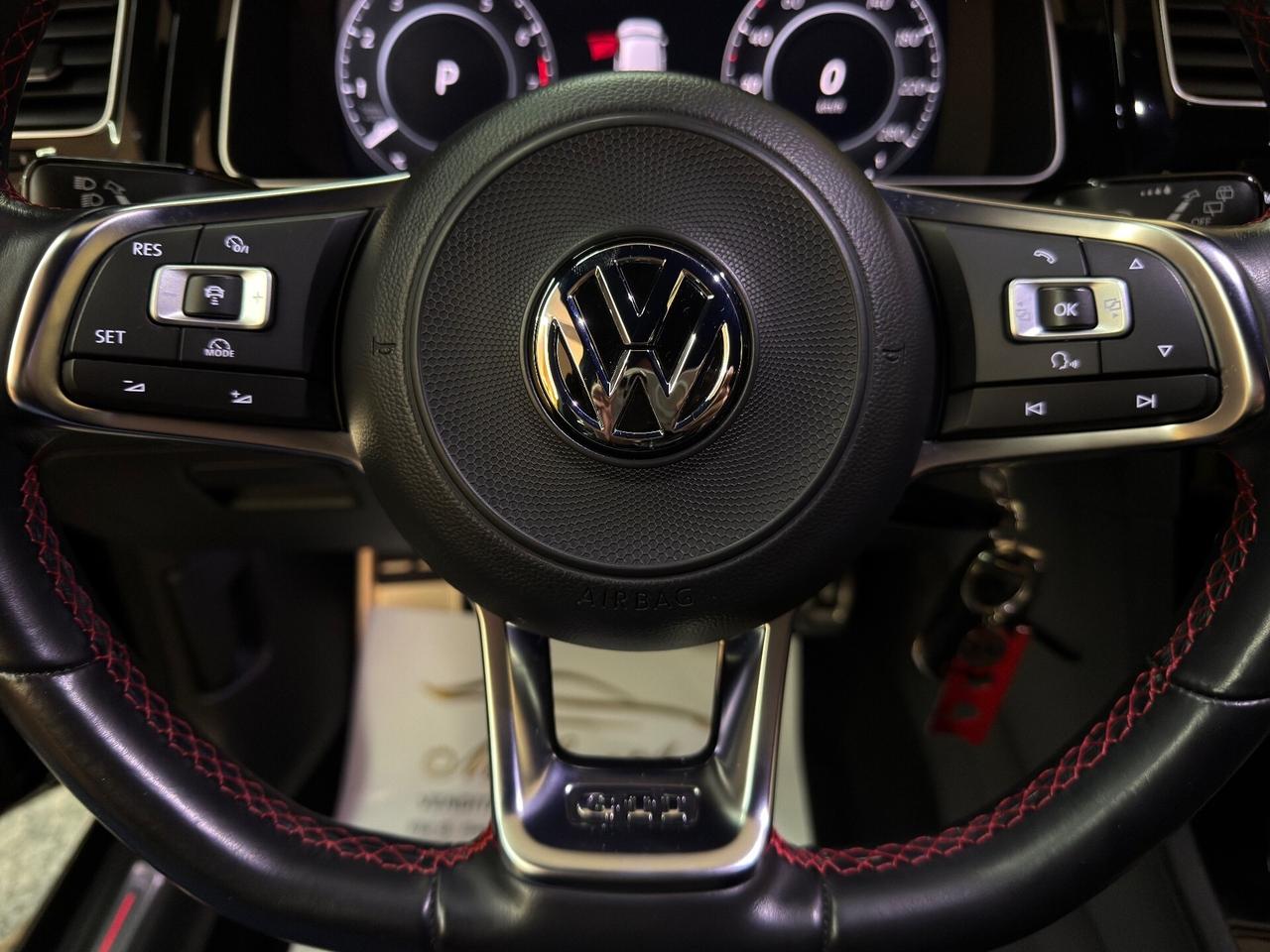 Volkswagen Golf GTI Performance 2.0 245 CV TSI DSG