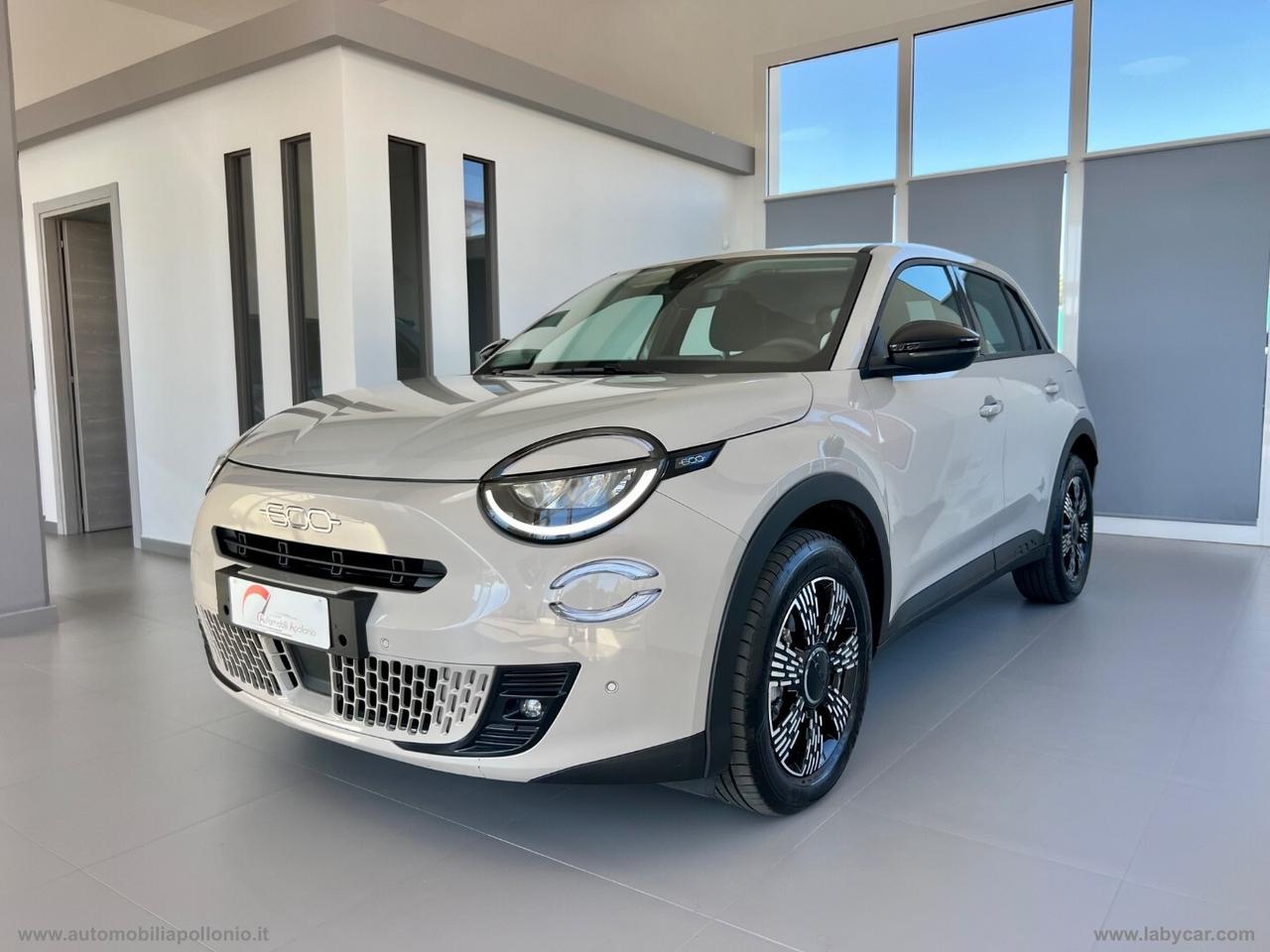 FIAT 600 HYBRID 145 CV MHEV ICON