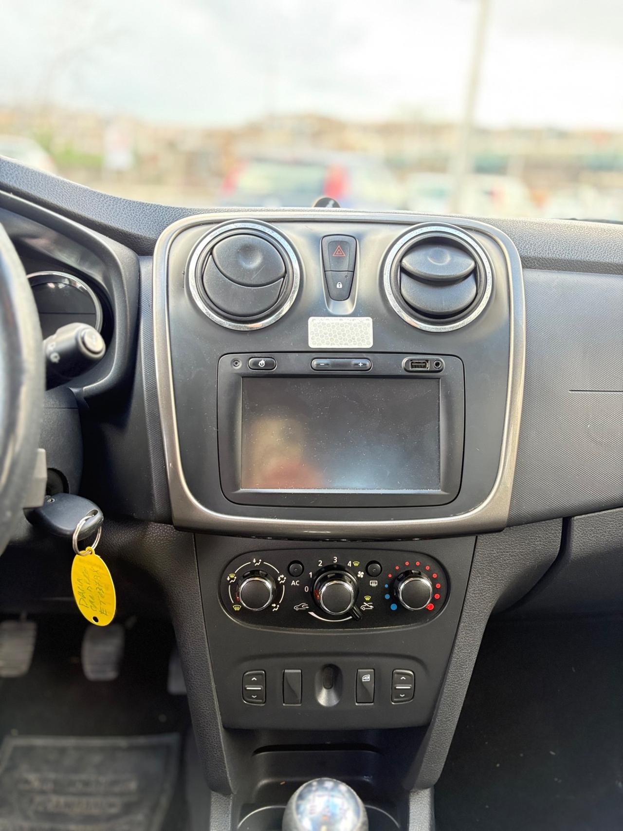 Dacia Sandero 1.2 GPL 75CV Touch & Bluetooth