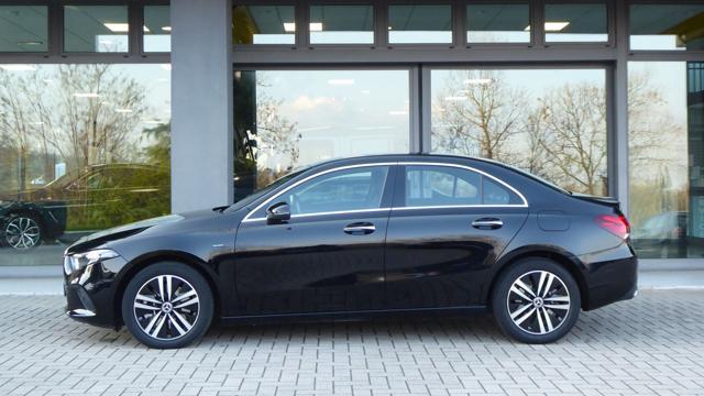 MERCEDES-BENZ A 250 Sedan e hybrid EQ Sport