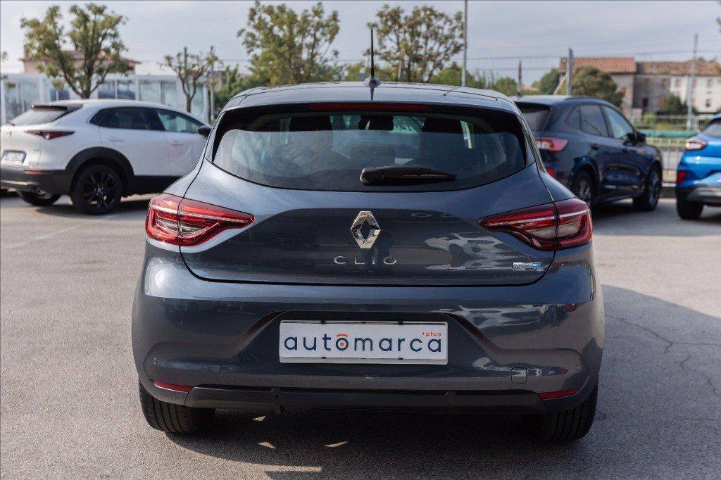 RENAULT Clio 1.6 E-Tech hybrid Zen 140cv auto my21 del 2022