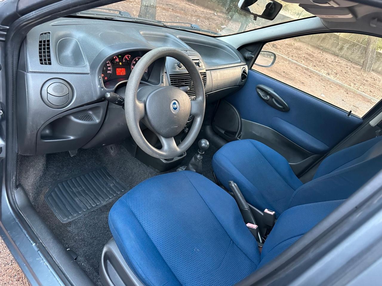 Fiat Punto 1.2i cat 5 porte ELX