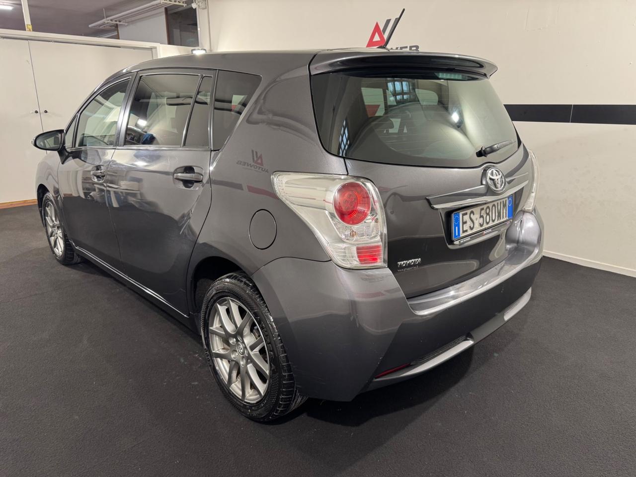 Toyota Verso 2.0 D Active 7 posti TAGLIANDI CERTIFICATI TOYOTA