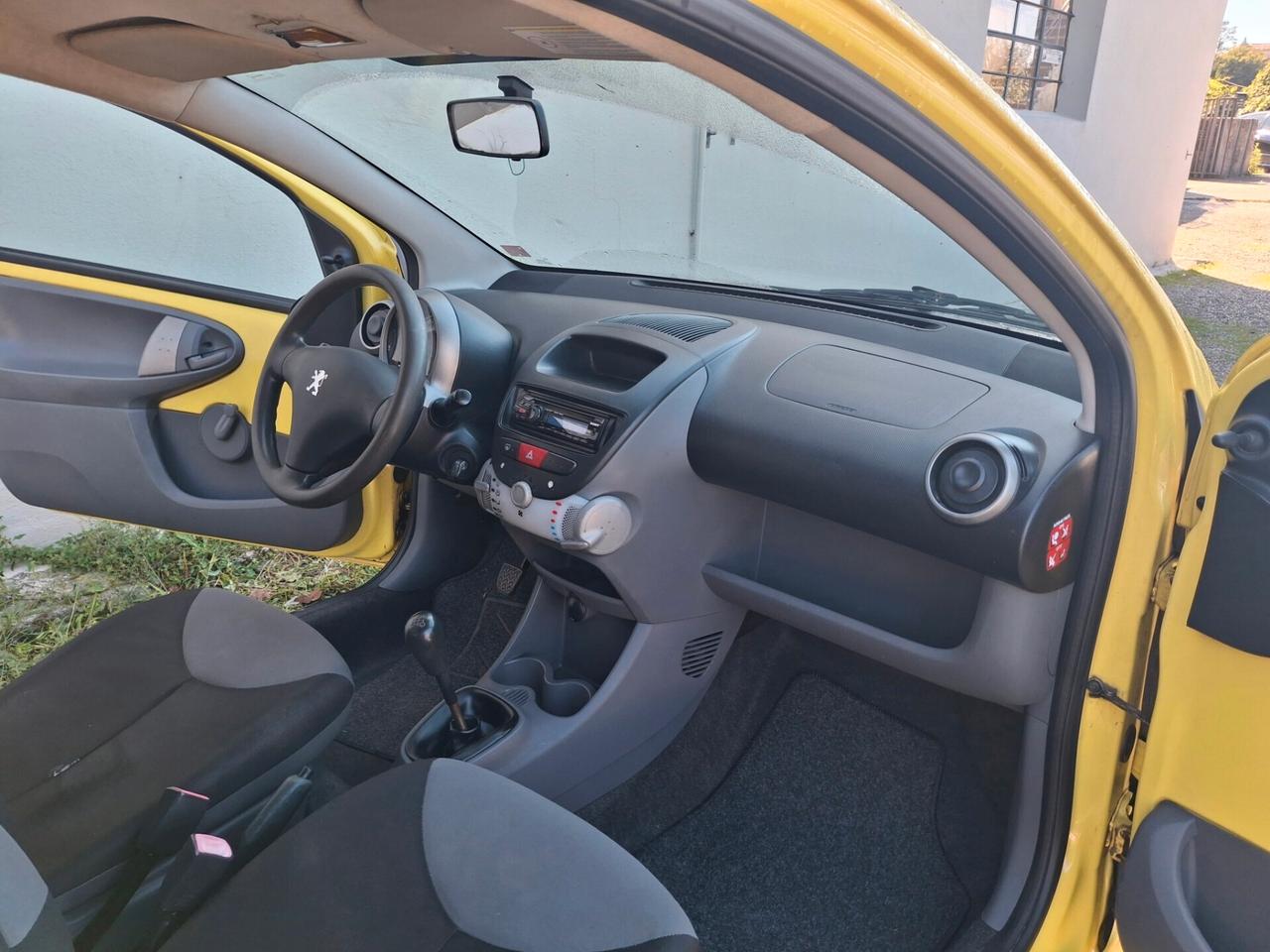 Peugeot 107 1.0 68CV 3p. Desir