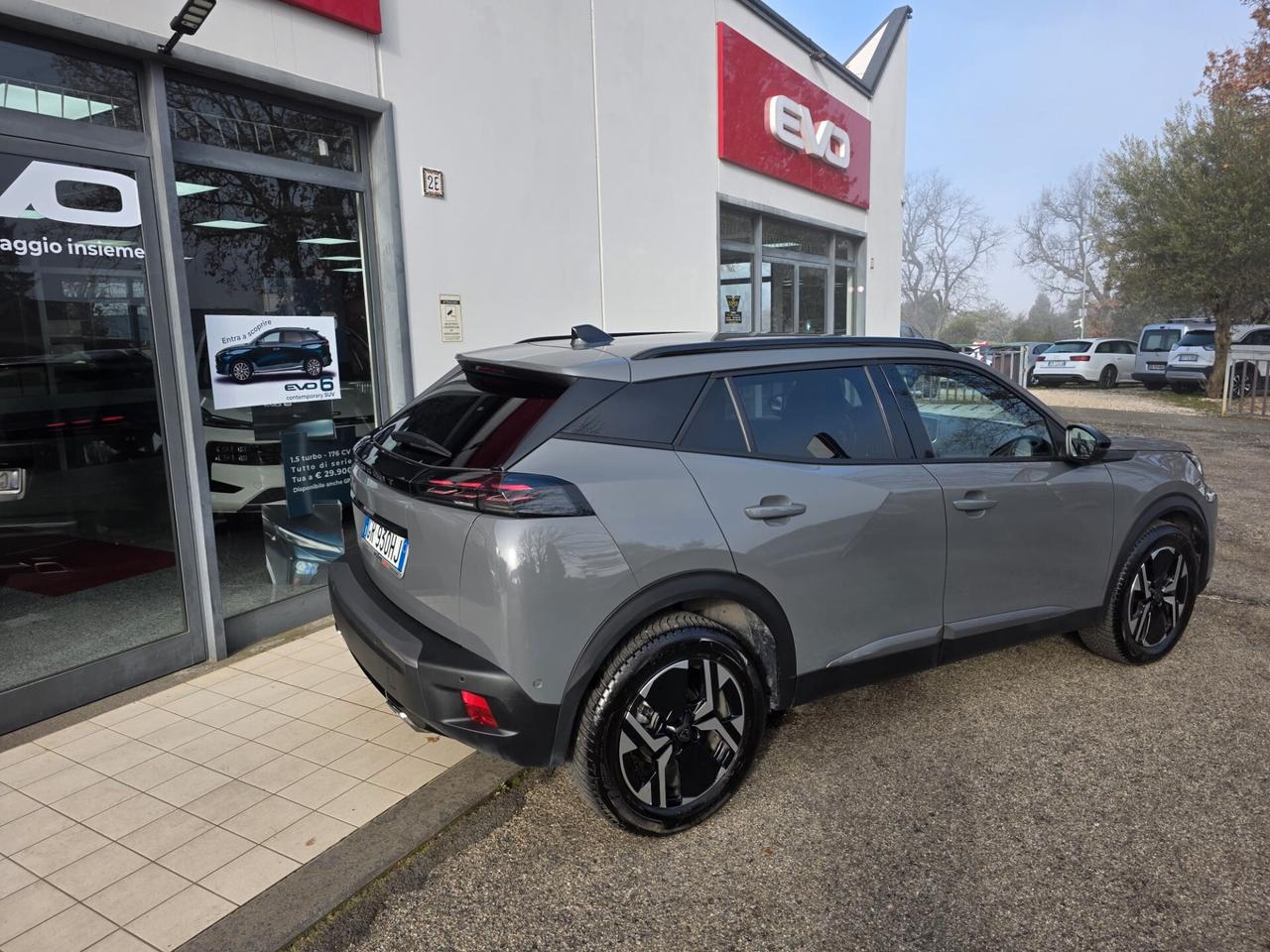 Peugeot 2008 PureTech 130 S&S EAT8 Allure