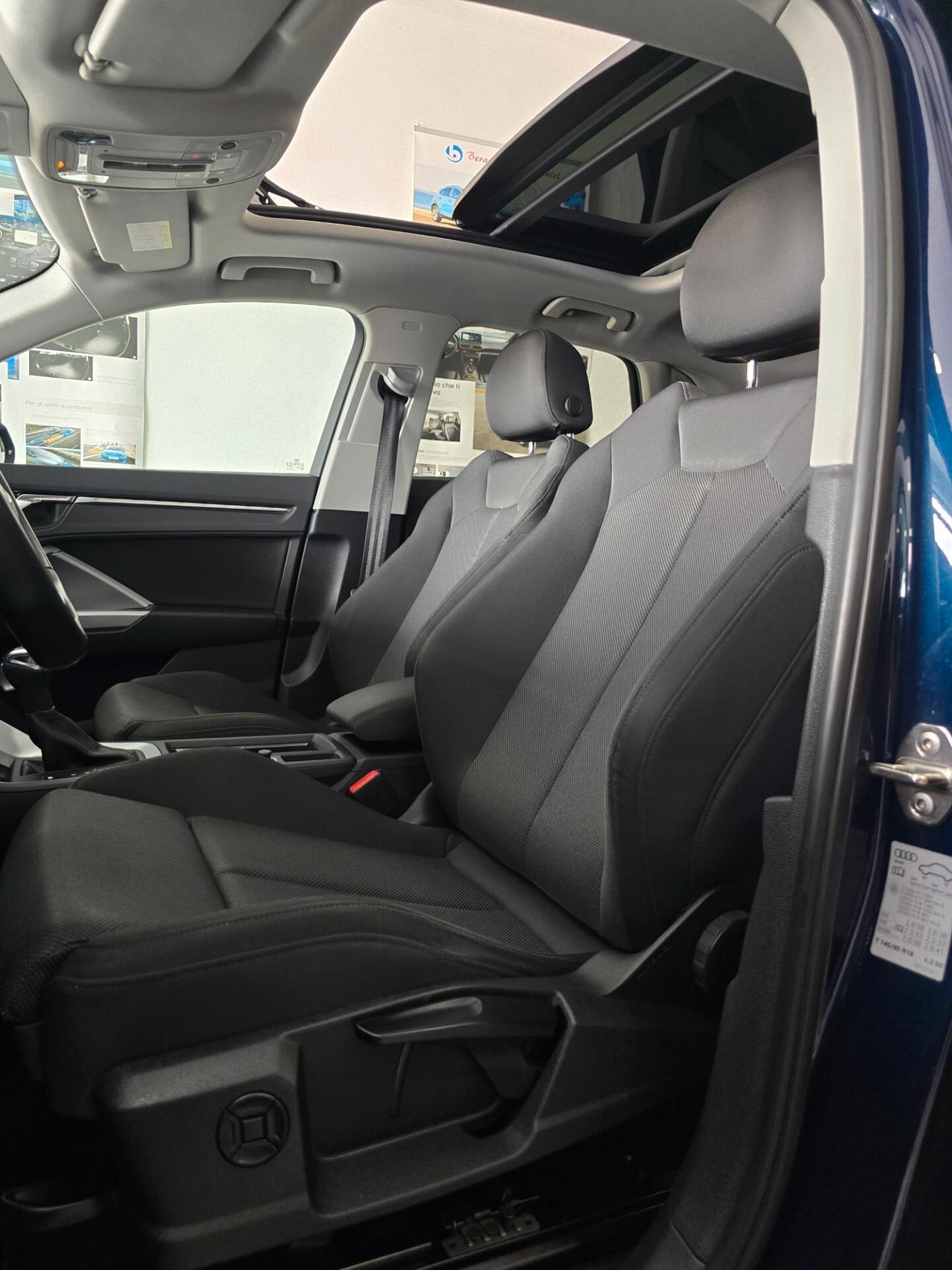 Audi Q3 40 TDI quattro S tronic Business Advanced