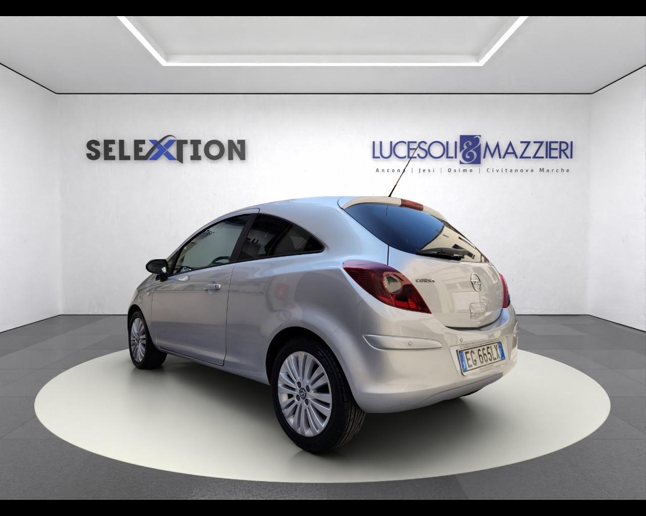 OPEL Corsa 4ª serie - Corsa 1.2 3 porte Club