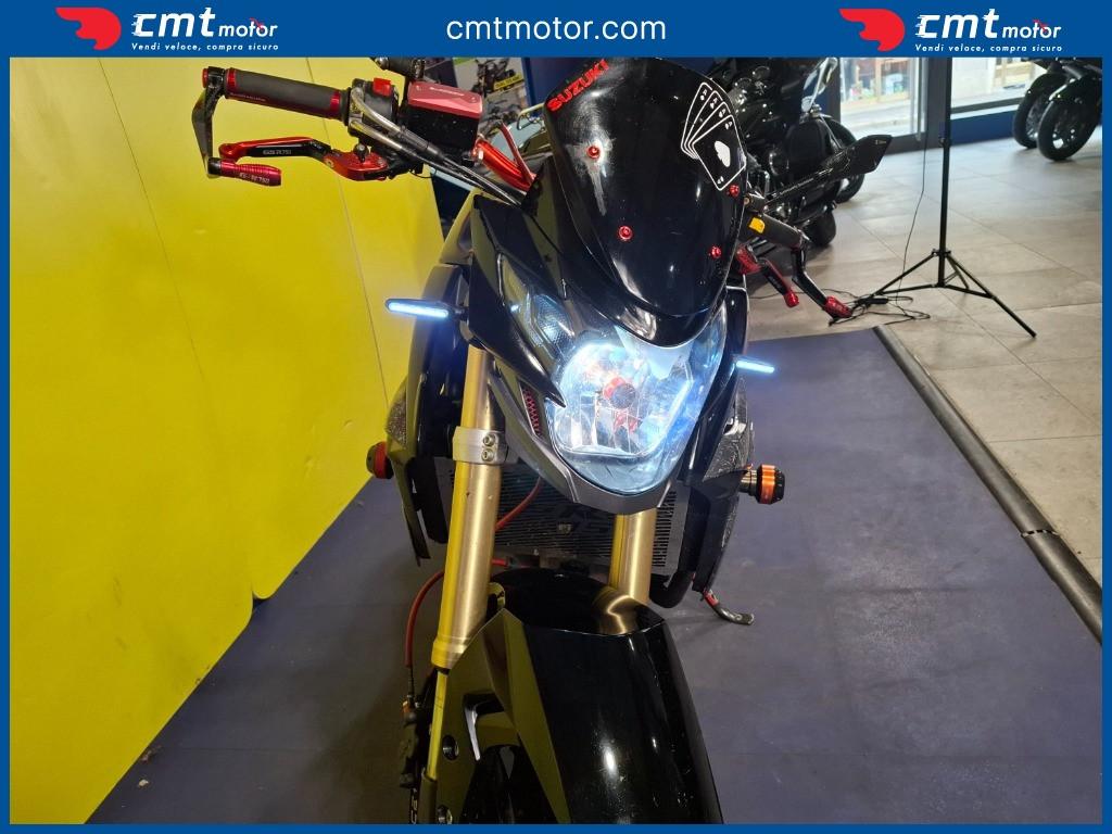 Suzuki GSR 750 - 2012