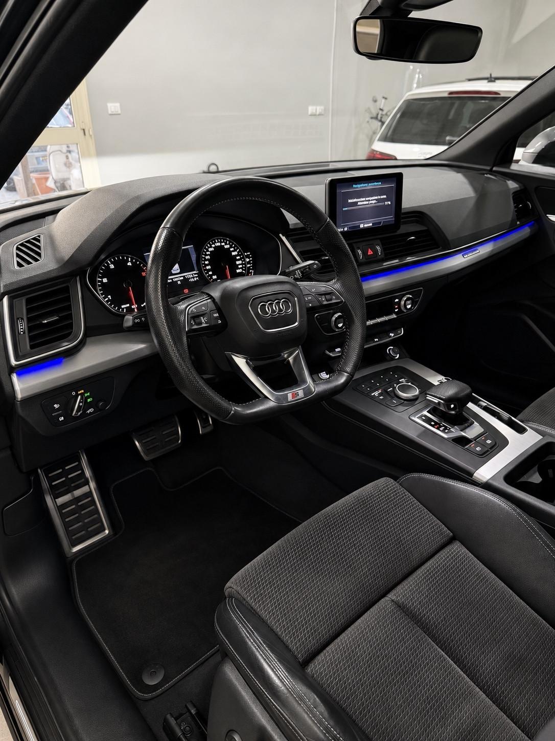 Audi Q5 40 TDI quattro S tronic line plus