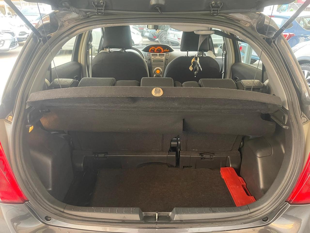 Toyota Yaris 1.3 5 porte Sol